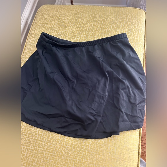 Other - Swim suit bottom skirt